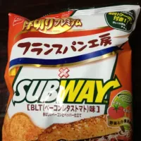 Snapdishの料理写真:#夜おやつ フランスパン工房 サブウェイBLT味！|さそりさん