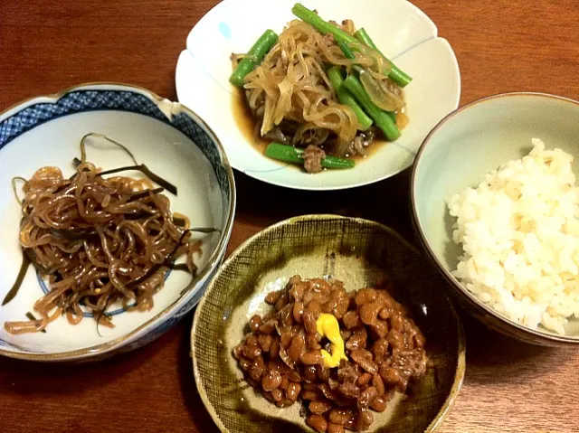 蒟蒻の煮物、納豆、残り物の蒟蒻炒め|Ayayaさん