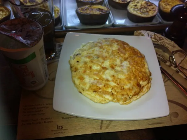 minas cheese, turkey and champions' omelete|Fredさん