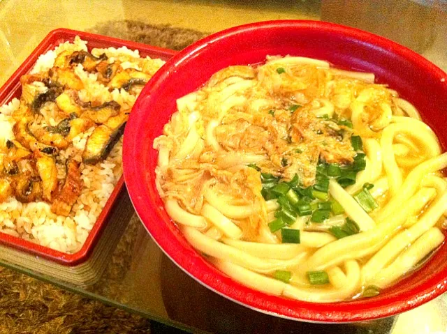 Snapdishの料理写真:鰻めし＆とろみかすうどん|Tasuku Yokoiさん