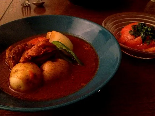 大葉とトマトサラダ。スープカレー。|永山食堂さん