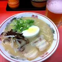 Snapdishの料理写真:豚骨ラーメン|Honey さゆりさん