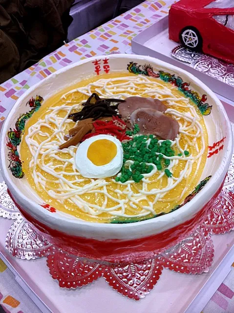 Snapdishの料理写真:ラーメンケーキ|Honey さゆりさん