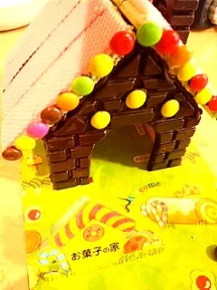 お菓子のおうち作った|くまさん