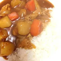 Snapdishの料理写真:鳥肉カレー|asamiさん