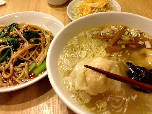 エビワンタン麺と豚肉細切りあんかけご飯だょー！ヽ(´ω｀)ノ|ひろぱげさん