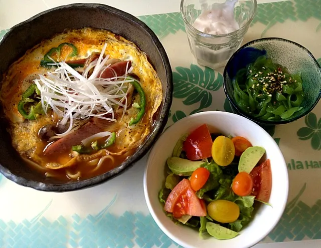 カレーうどん こんにゃくサラダ 野菜サラダ|ishibashiさん