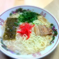 今日の昼飯→ラーメン＋弁当＋たこ焼き|shoma ohnoさん