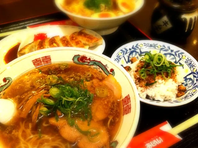 醤油ラーメン&チャーシューめし|ryutaさん