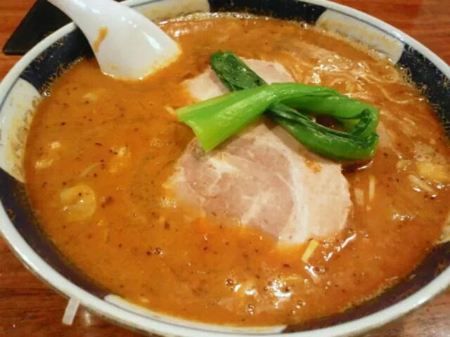 Snapdishの料理写真:だーろーだんだん麺です。細麺が辛目のゴマと醤油味に絡んで美味しい！|SATOSHI OOCHIさん