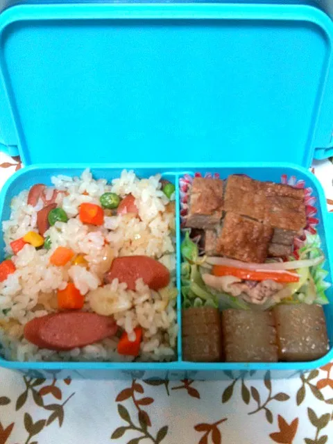 Snapdishの料理写真:本日のツレのお弁当、あり合わせピラフ、サイコロハンバーグ、野菜炒め、蒟蒻ステーキ。|asuka Yuasaさん