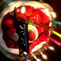 Snapdishの料理写真:Birthdayケーキ♪|benyさん