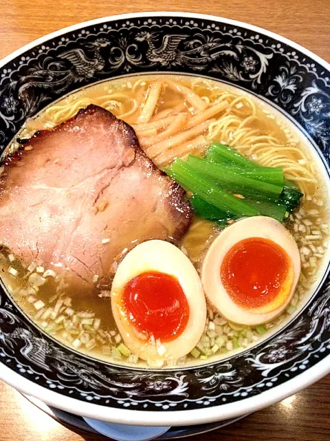 味玉塩ラーメン|ちゃろりーぬ。さん