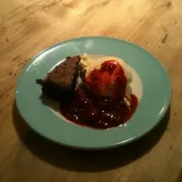 Vanilla Icecream, Brownie and Rasberrys|Christianさん