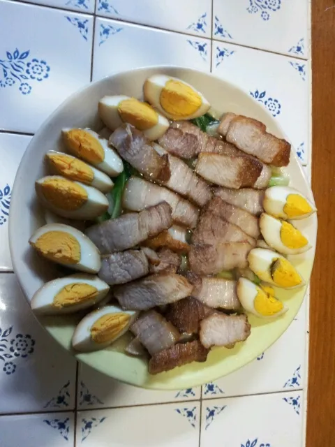 Snapdishの料理写真:焼豚のチンゲン菜・エリンギの旨煮　煮玉子添え！|間宮祥公さん