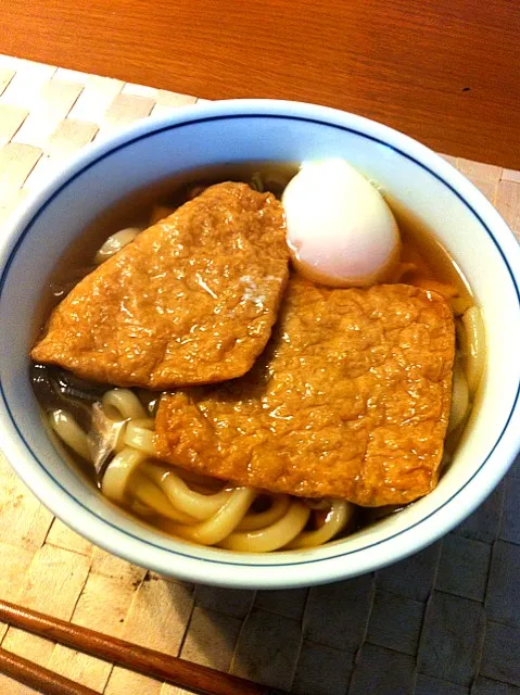 きつねうどん！昨日の温泉卵入り。|宏実さん