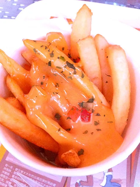 蜂蜜薯条🍟|Clon Ho 😘💢さん