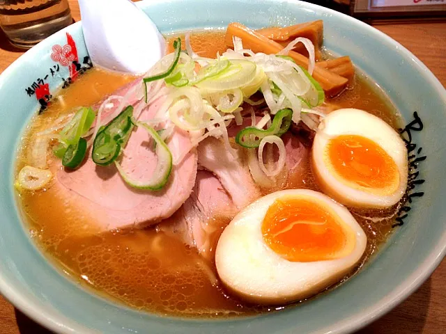 醤油ラーメン味玉トッピング|Tomoさん