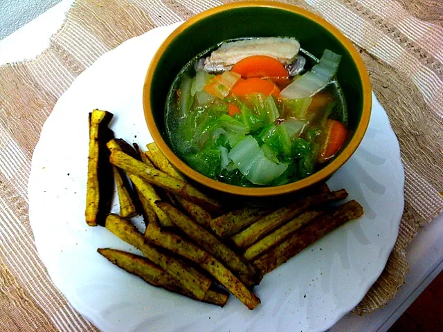 curry sweet potato fries and chicken soup|Kirsten Adachiさん