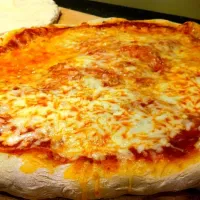 cheese pizza|Ed Kurylukさん