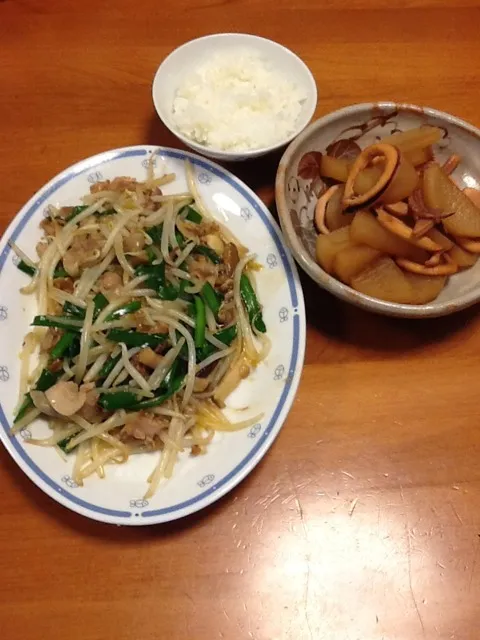 豚もやしニラいため＆大根とイカの煮物(￣^￣)|KanaHonoさん