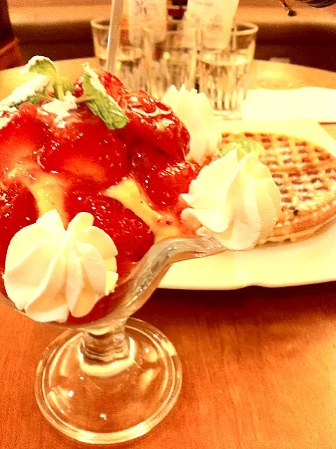 Straberry Waffle|Jesseさん