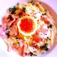 Snapdishの料理写真:イクラと鮭のクリームパスタ|aiさん