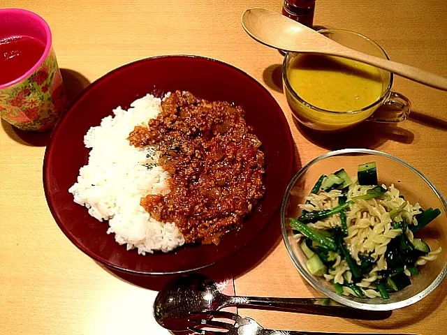 キーマカレーで今週も〆 TGIF! （さっき）|yatchiさん