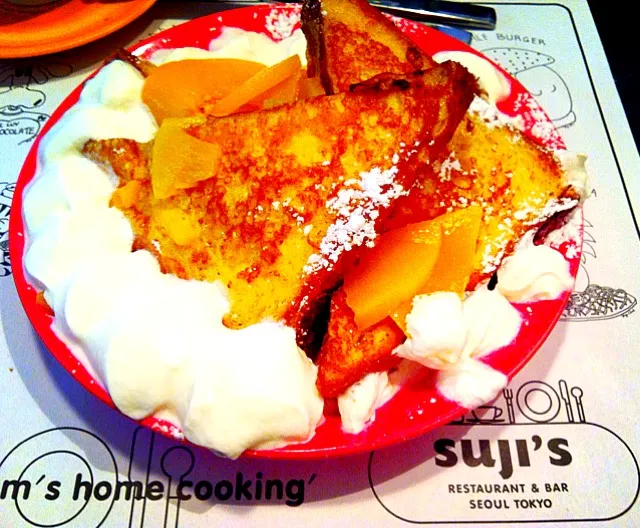 Snapdishの料理写真:French Toast Peaches & Cream|CharlesTStewartさん