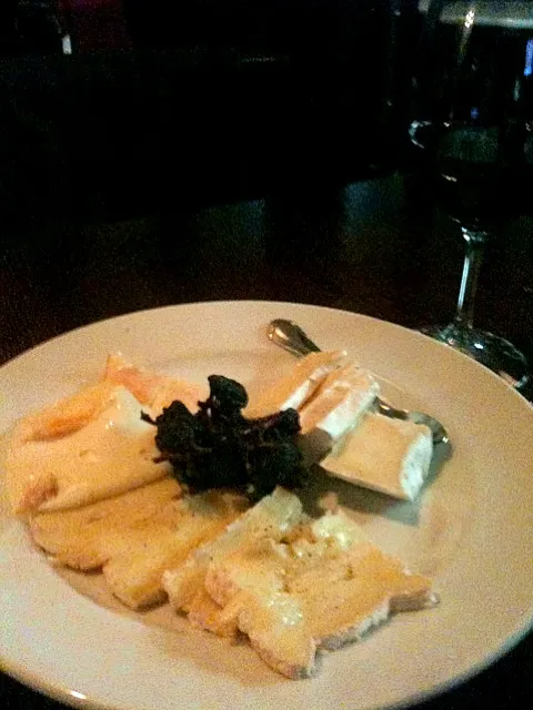 Snapdishの料理写真:cheese plate|maki ishiwatariさん