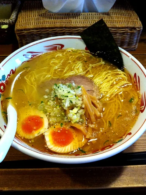 Snapdishの料理写真:味玉塩ラーメン|やまままもさん