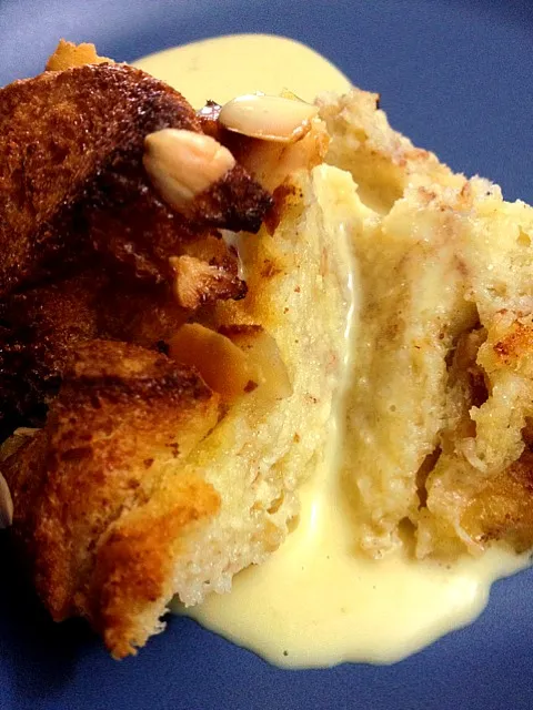 bread.pudding.custard.sauce|ej adamさん