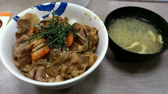 カルビ焼肉丼大盛り|池添真也さん