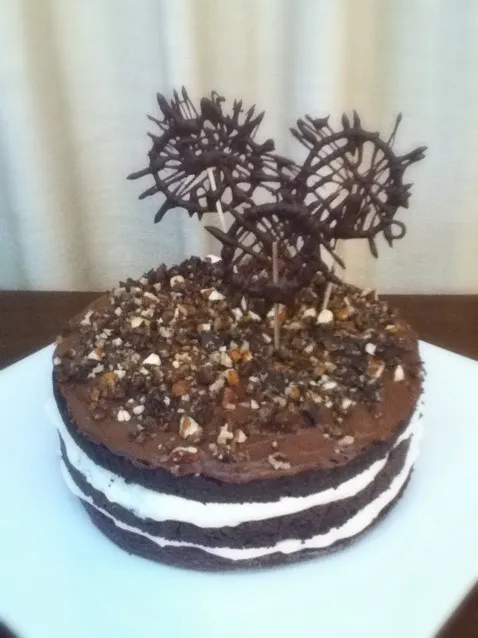 Chocolate/toffee/whipped cream cake|Paola Perezさん