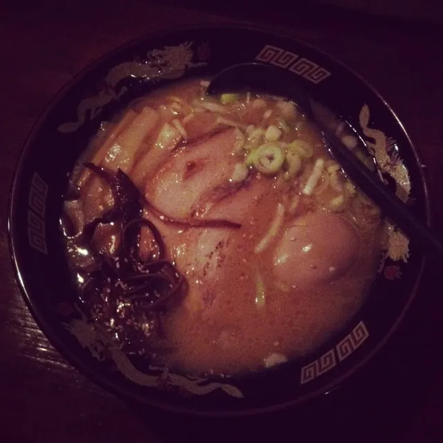 Snapdishの料理写真:富山屋台豚骨ラーメン|いくえさん