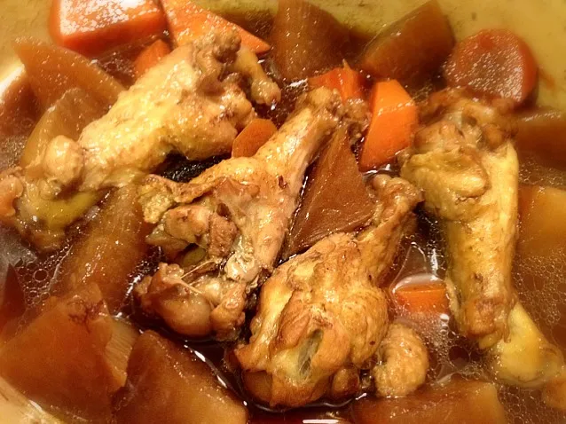 Chicken drumsticks and root veg stew|Junya Tanakaさん