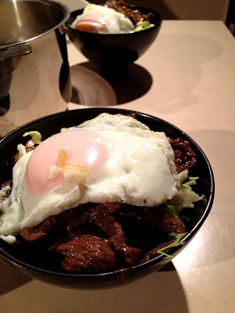 生姜焼き目玉丼。いいぞいいぞー|coichiさん