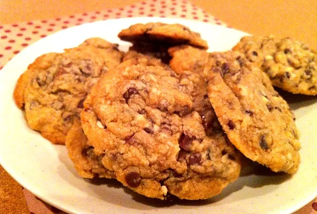 Snapdishの料理写真:soft chewy choc cookies|tamyoさん