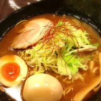 Snapdishの料理写真:平成中華味玉ラーメン 大盛り|takekawaさん