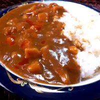 朝からレトルトカレーが食べたくて！|IKUO FURUSAWAさん