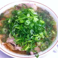 Snapdishの料理写真:ラーメンねぎ多め♥|Hideki Nagahoriさん