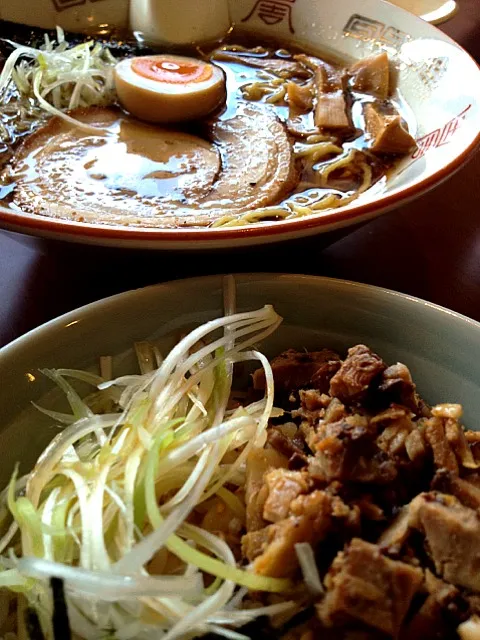 醤油ラーメン＋バラ焼豚丼 平日ランチお得だなぁ|ダンディ☆和田さん