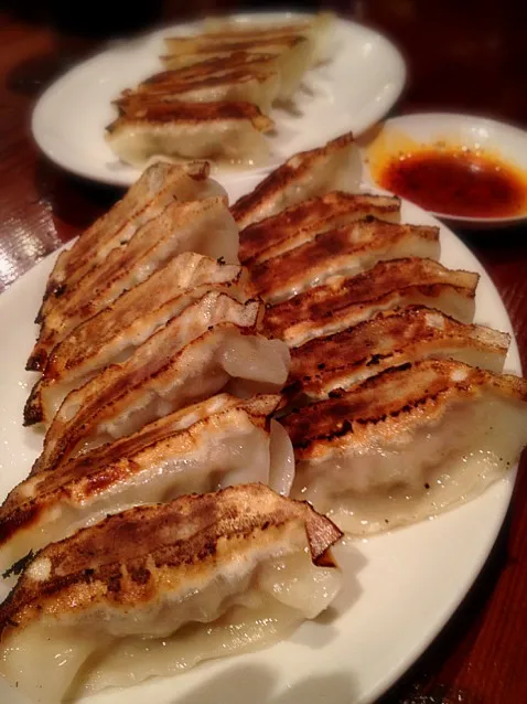 Snapdishの料理写真:gyoza!|willzさん