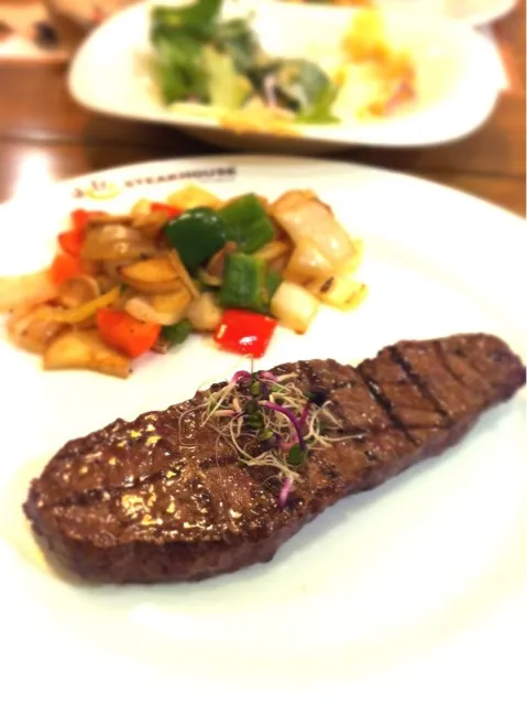 steak|jo jeongwonさん