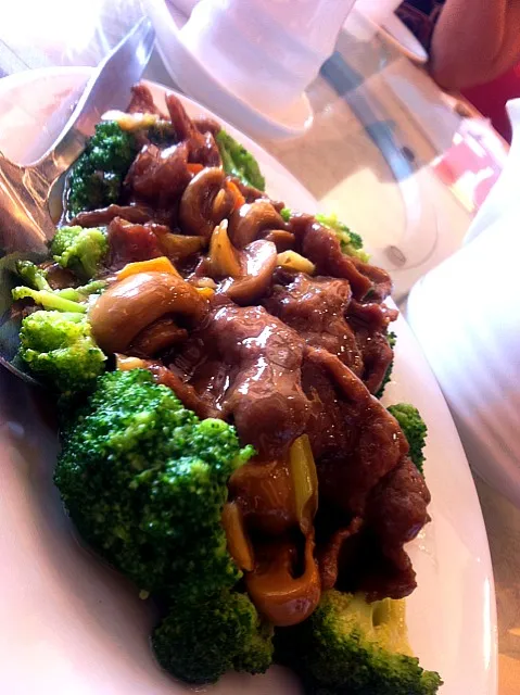 beef broccoli|jhendie tanさん