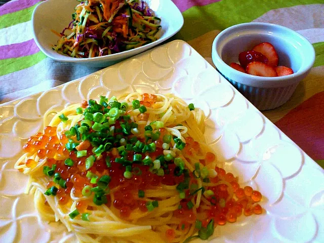 いくらと鮭フレークのパスタ|Latさん