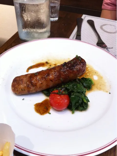 Chef crafted Kurobuta pork sausage, with its own jus and sauteed spinach|Rhythmiqueさん