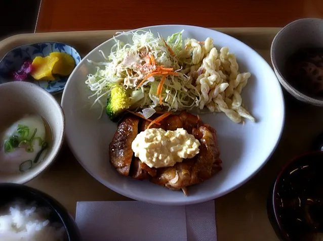 日替りランチ。チキンの照り焼き|大石さん