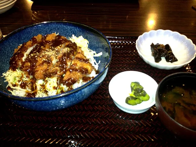 寒天豚の味噌カツ丼|たかひろさん