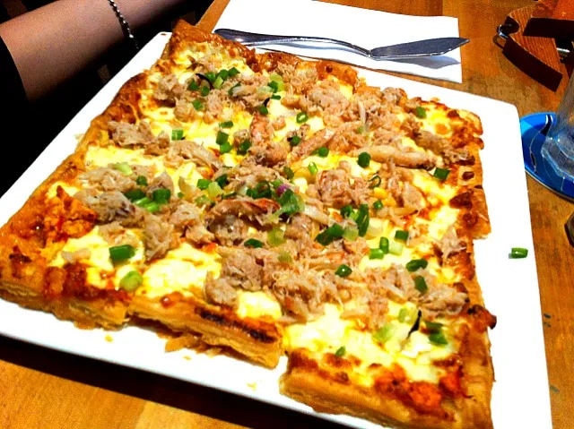 Snapdishの料理写真:crabmeat pizza|waihoeさん